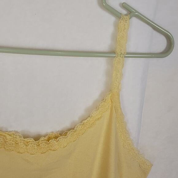 Colsie butter yellow lace trim lettuce hem tank size XL Y2K pastel - Picture 4 of 8